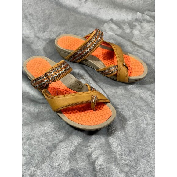 BareTraps Womens sandals 10M brown cushion shoes small wedge - Picture 1 of 16
